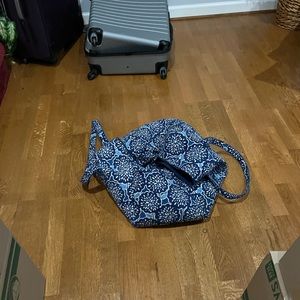 blue vera bradley duffle bag